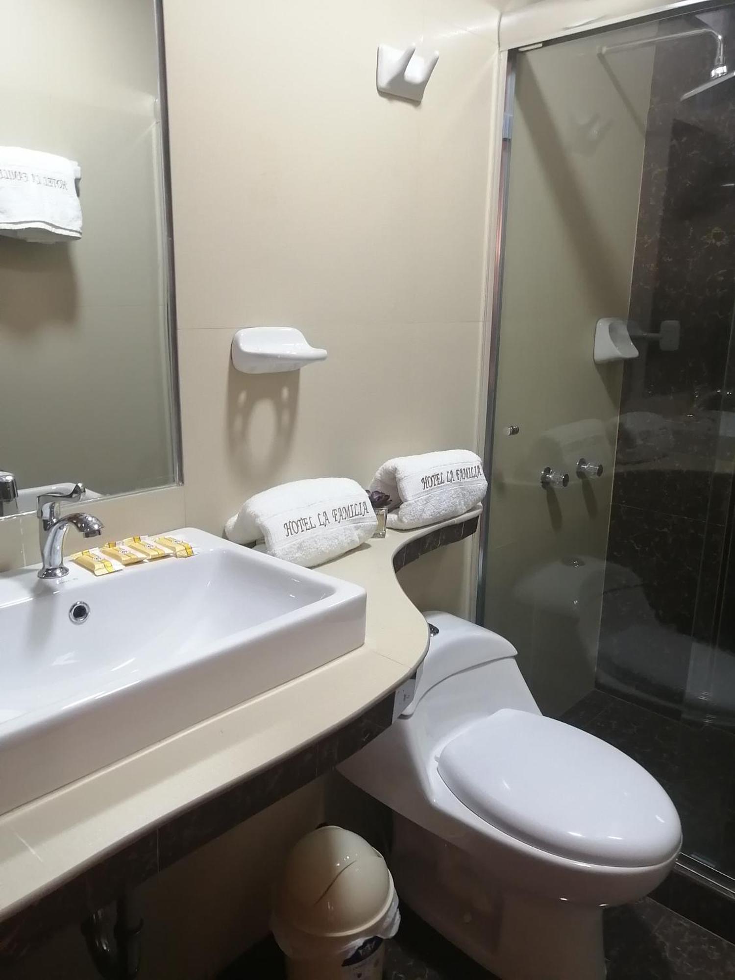 ホテル La Familia Nasca House ナスカ 部屋 写真